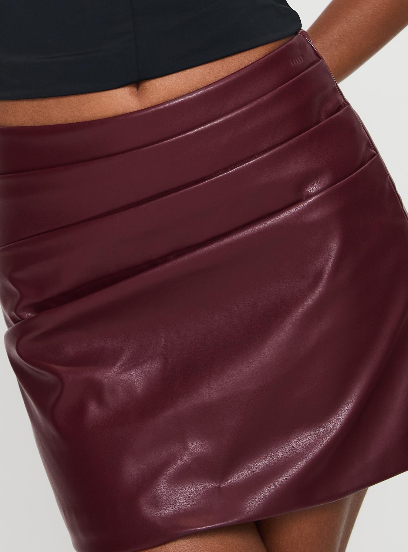 Kalilah Faux Leather Mini Skirt Red - Image 6