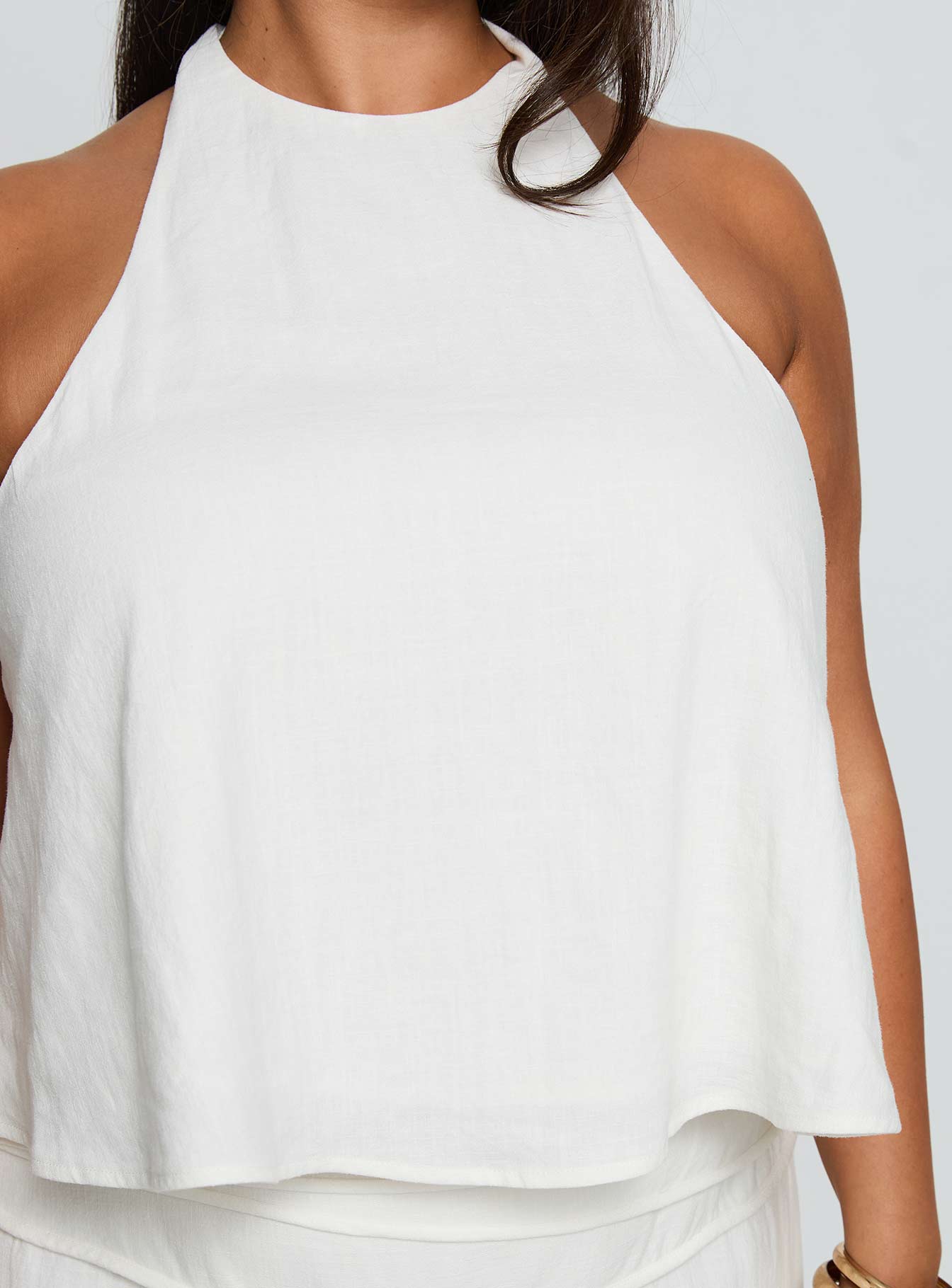 Aquaria Halter Linen Blend Top White Curve - Image 6
