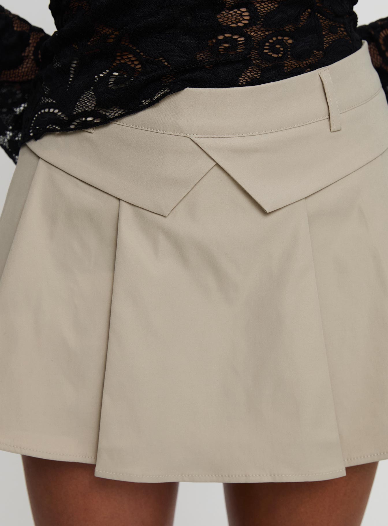 Khaite Pleated Mini Skirt Beige - Image 6