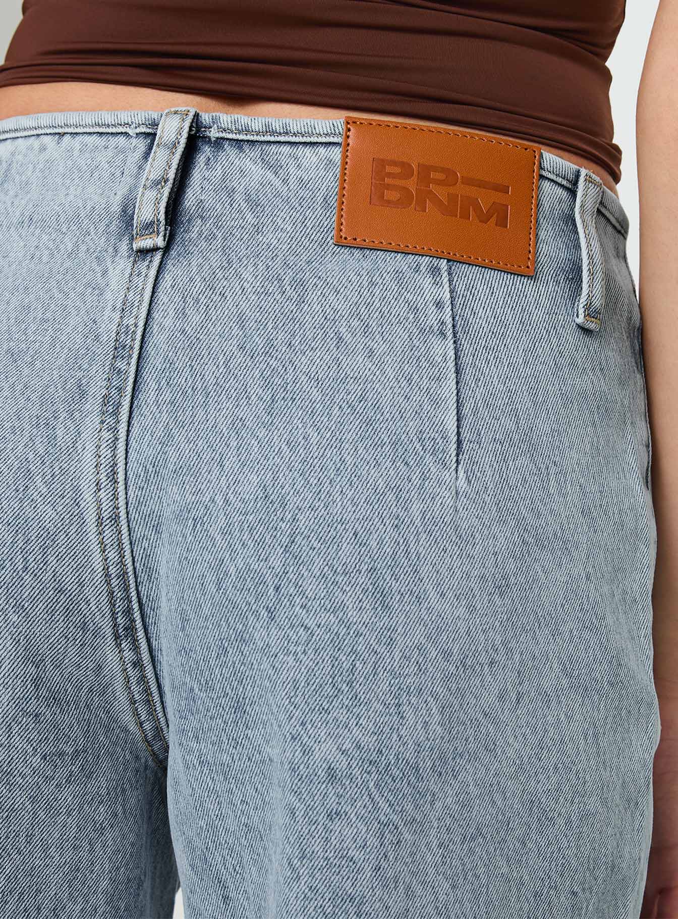 Thaddeus Jeans Mid Wash - Image 6