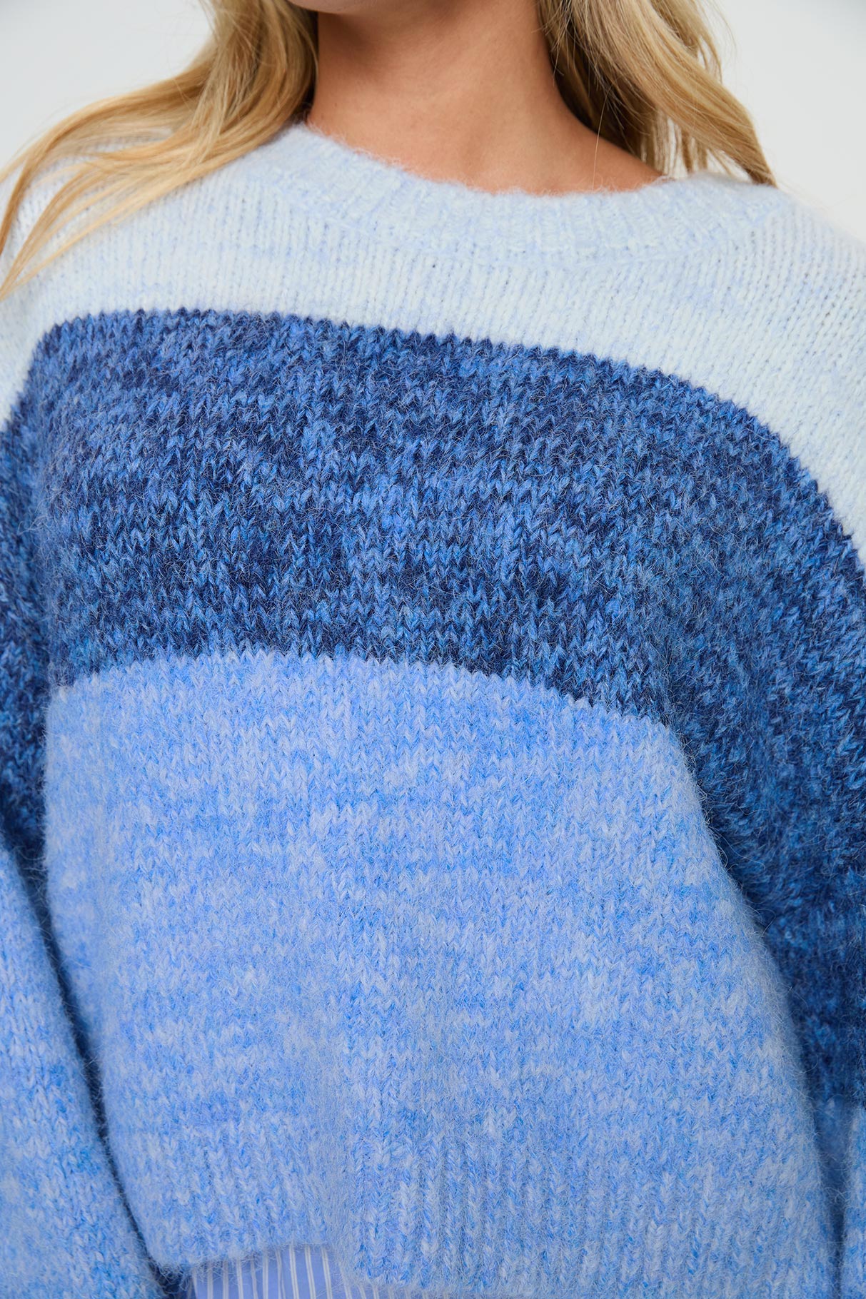 Janise Sweater Blue Stripe - Image 5