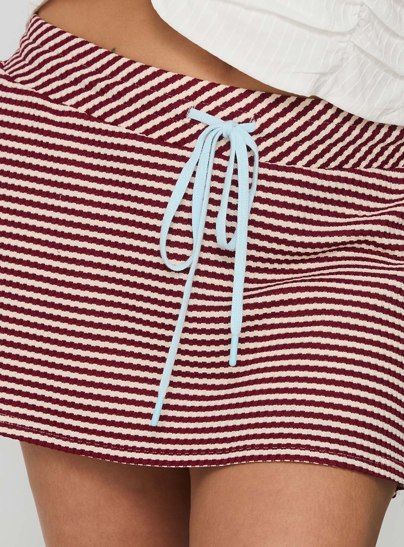 Bexi Textured Skort Red / White Stripe Curve - Image 5