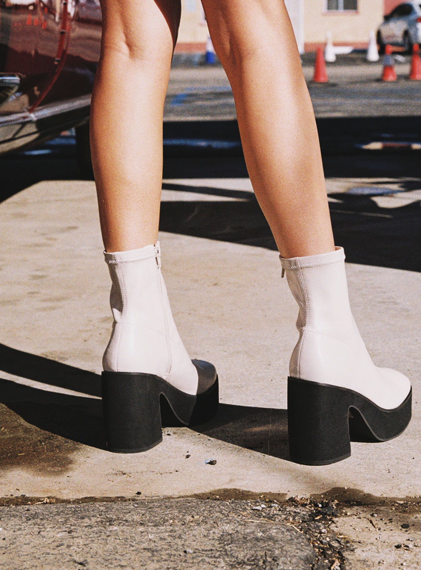 Stillwater Platform Boots Cream - Image 5