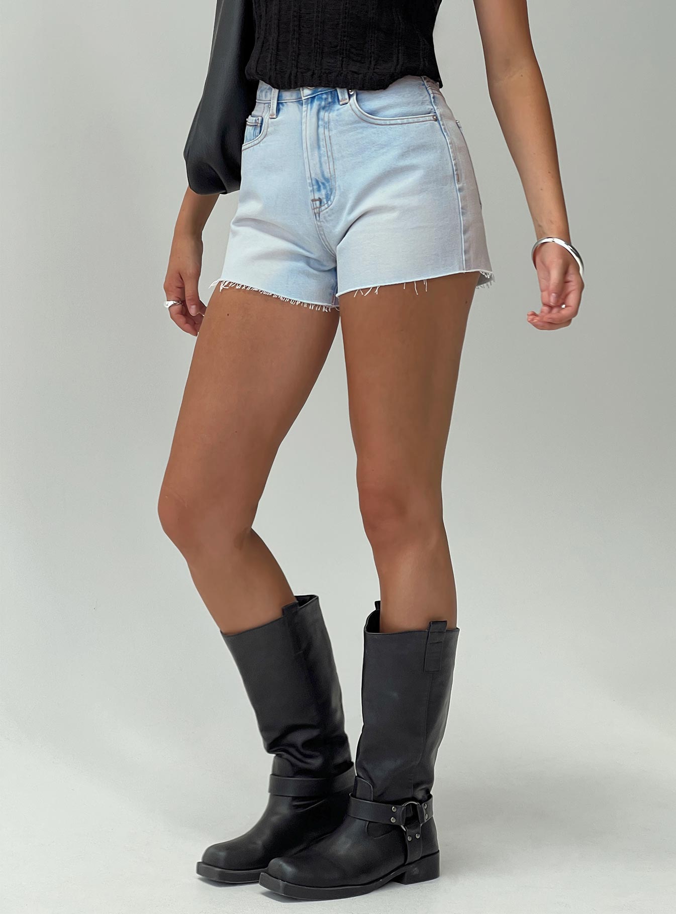 Get It Right Mid Rise Denim Shorts Light Wash - Image 2