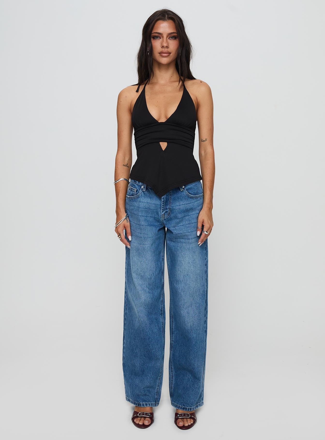 Serenitia Mid Rise Relaxed Jeans Mid Blue Wash - Image 7