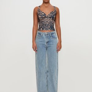 Ollie Mid Rise Straight Leg Jean Light Wash Denim