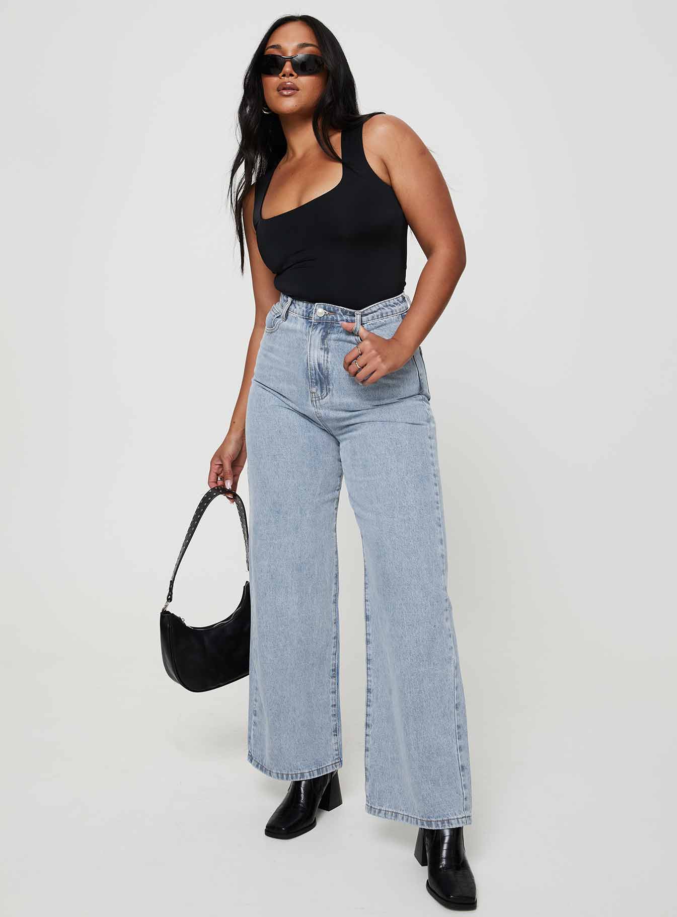 Nicolo High Rise Straight Leg Jeans Light Blue Wash - Image 7