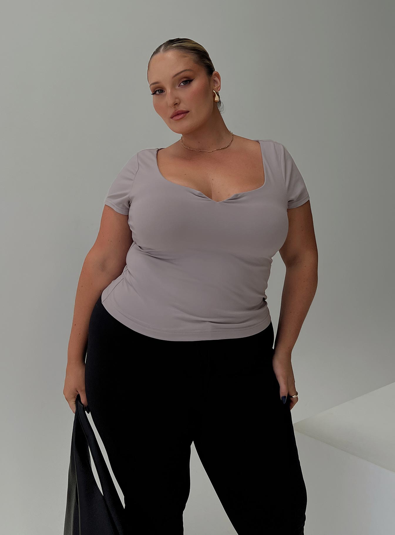 Serenie Top Grey Curve - Image 7