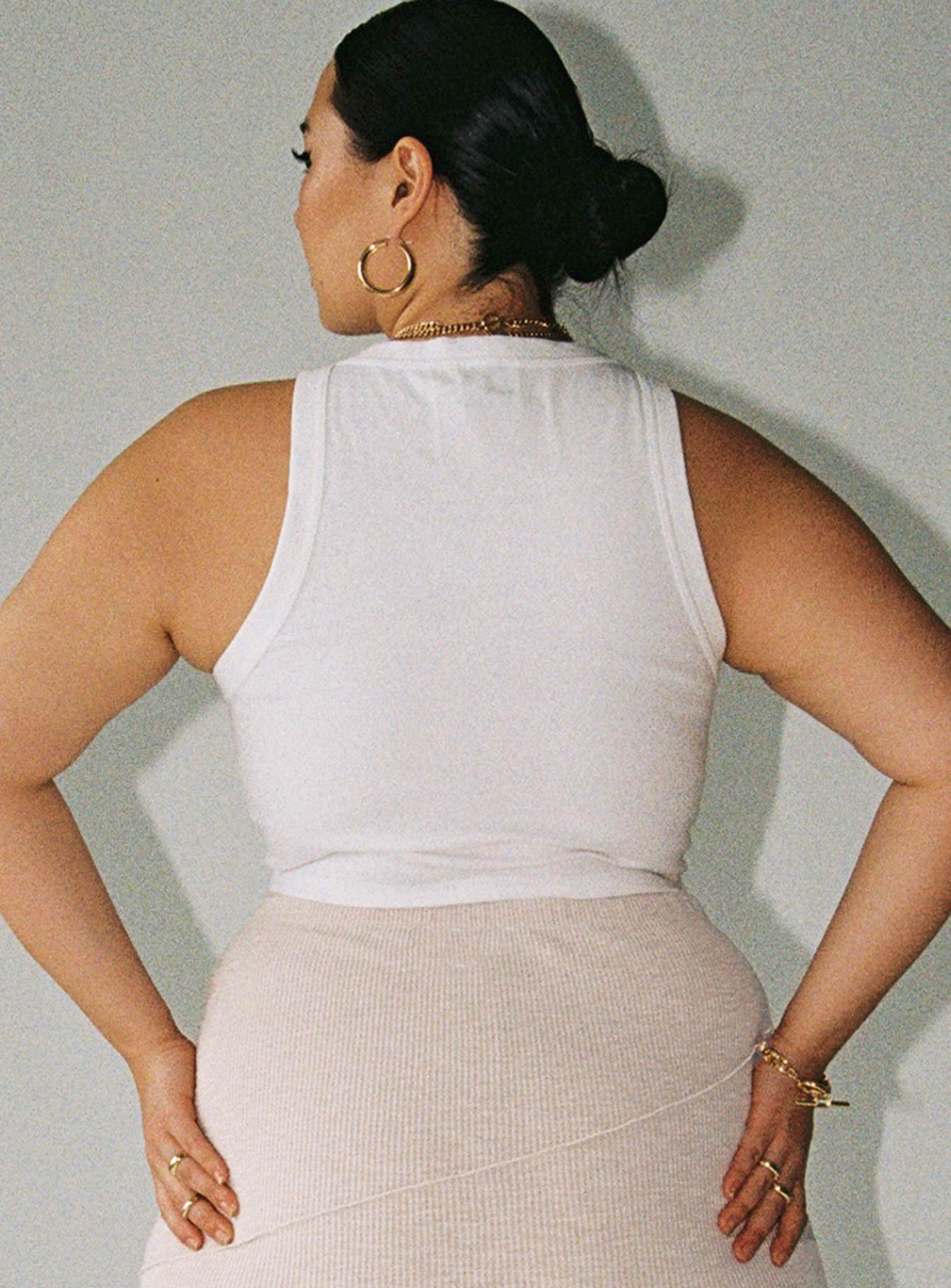 Classic Tank Top White Curve - Image 5