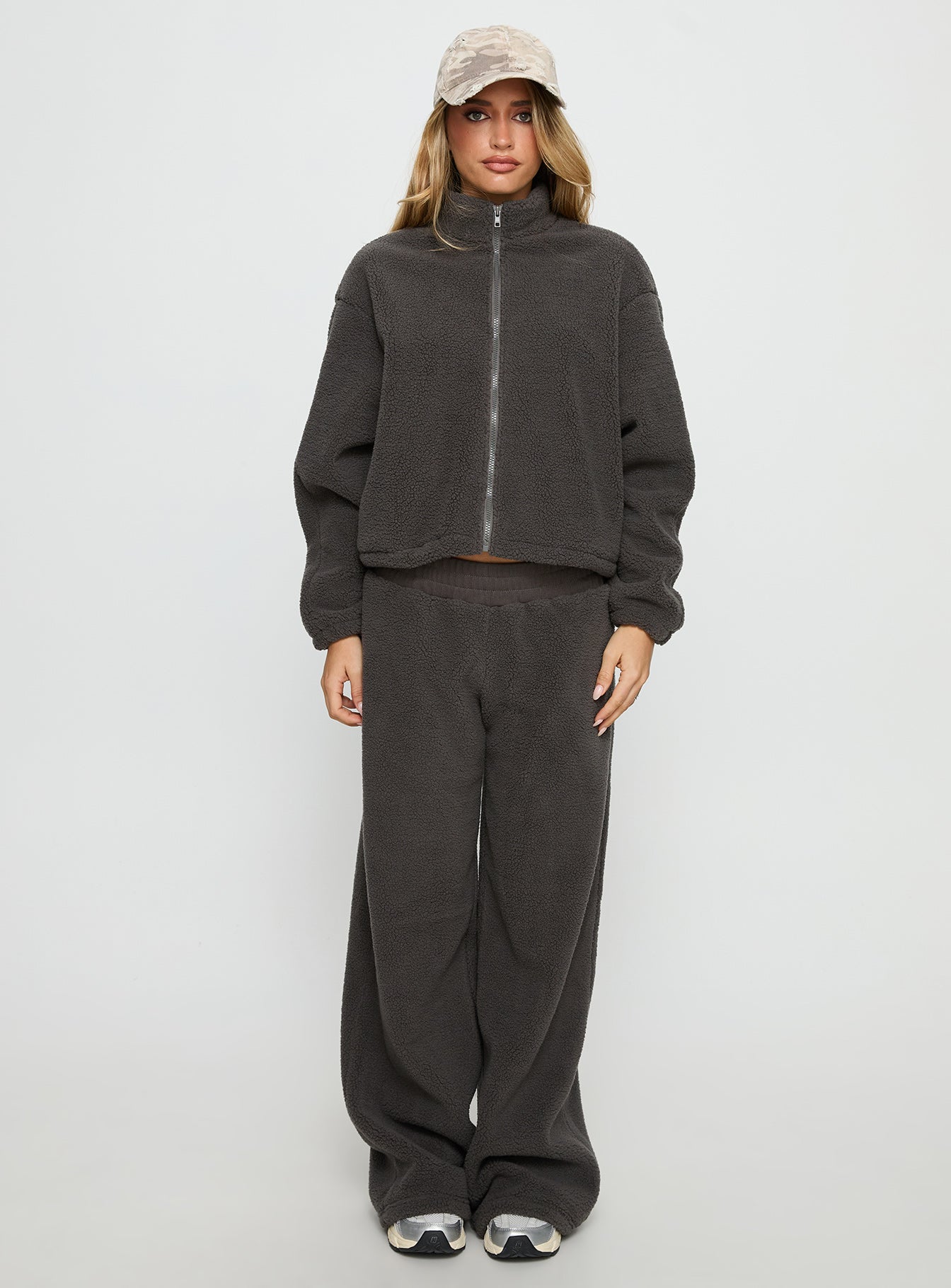 Siberia Fleece Zip Up Jumper Charcoal - Image 7