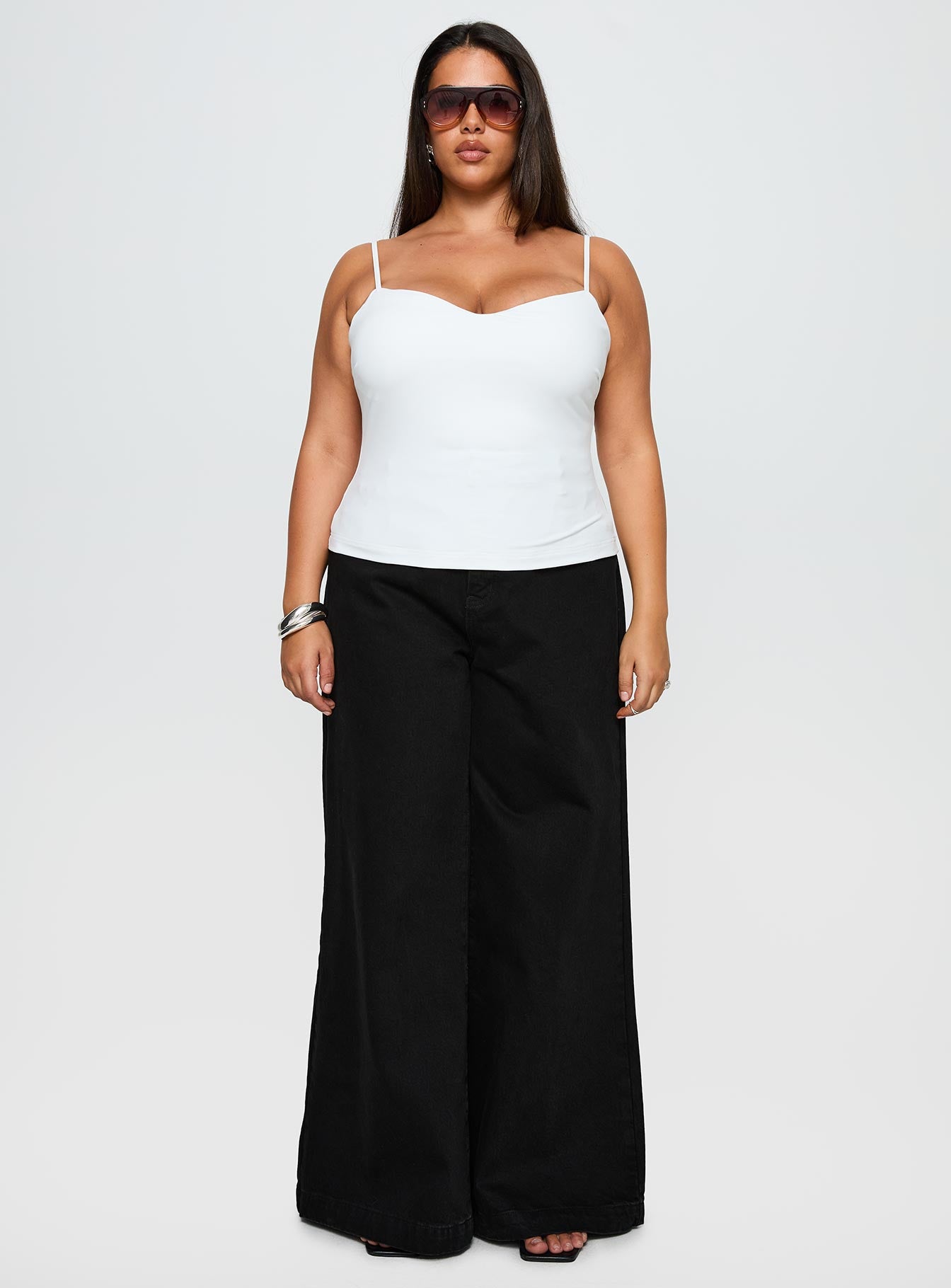 Goldie High Rise Wide Leg Jeans True Black Curve - Image 7