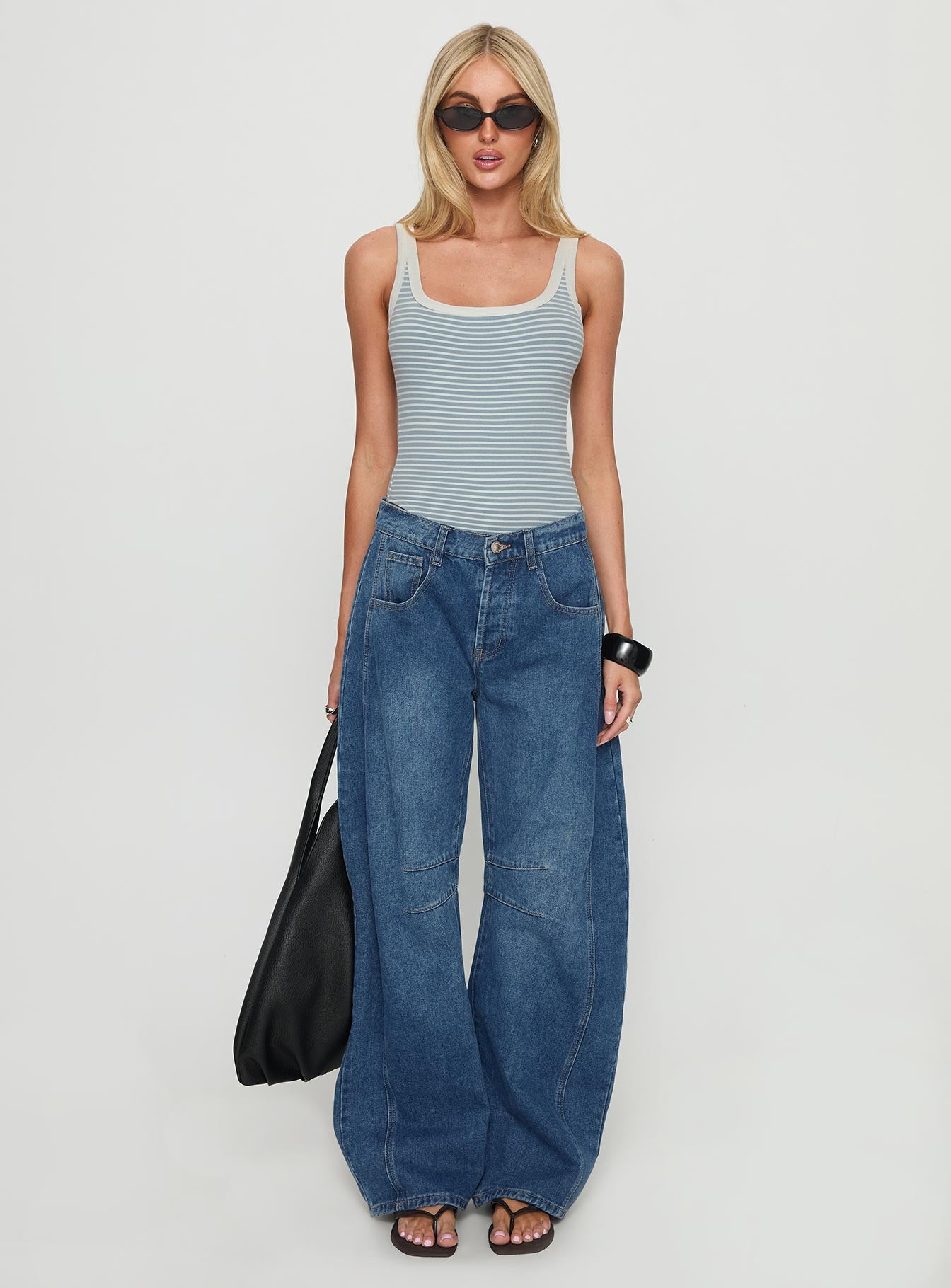 Normana Mid Rise Cropped Barrel Jeans Mid Blue Wash - Image 7
