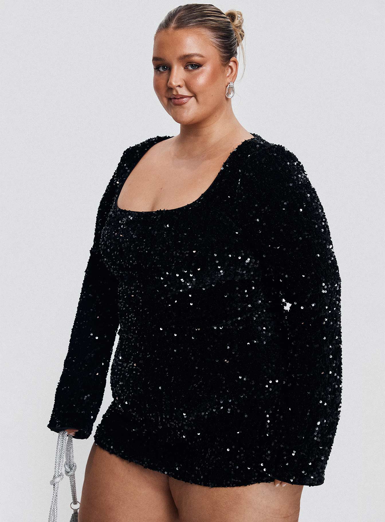 Vinelle Long Sleeve Mini Dress Black Curve - Image 8