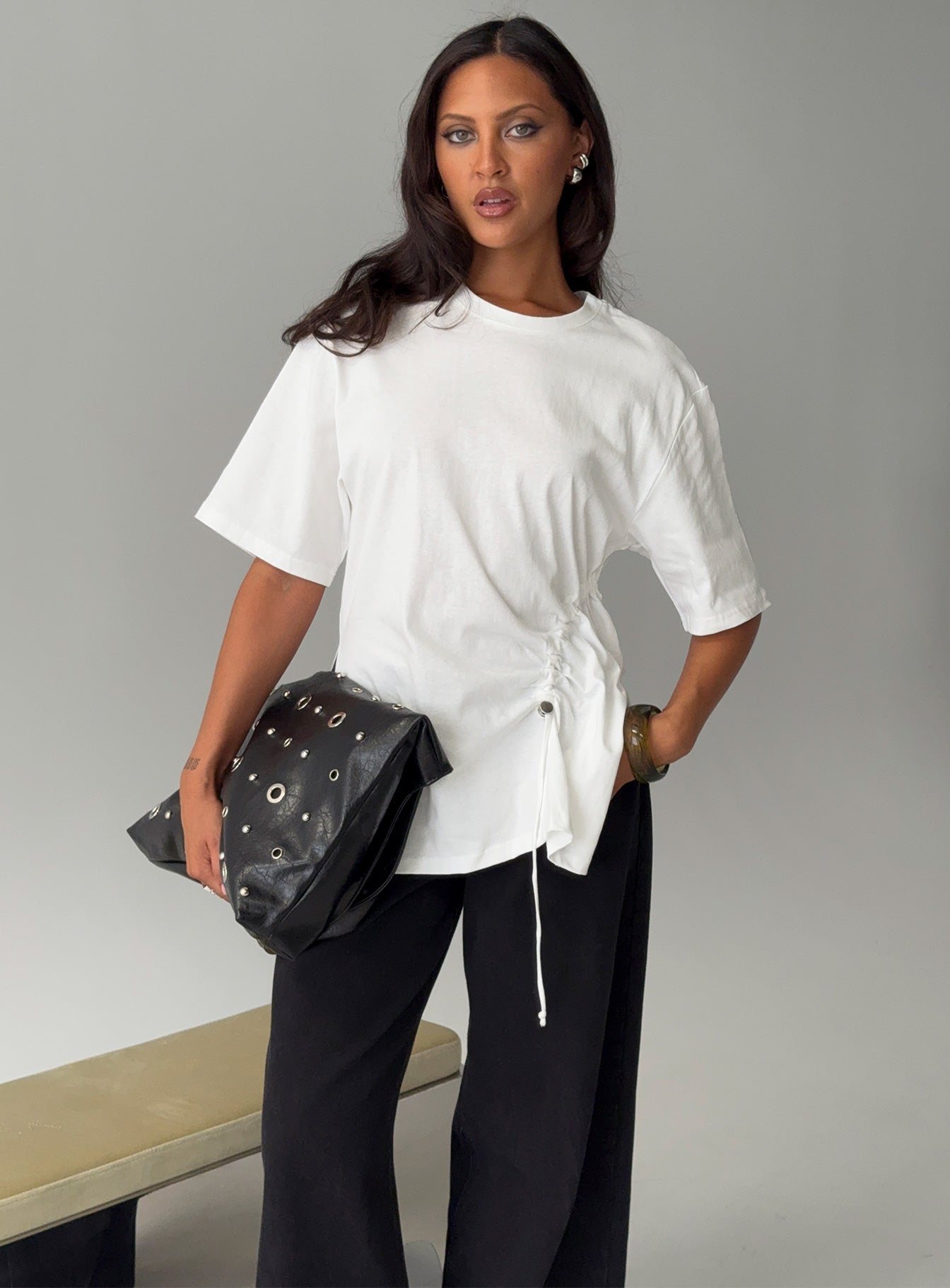 Agnessa Ruched Detail Oversized Tee White - Image 8