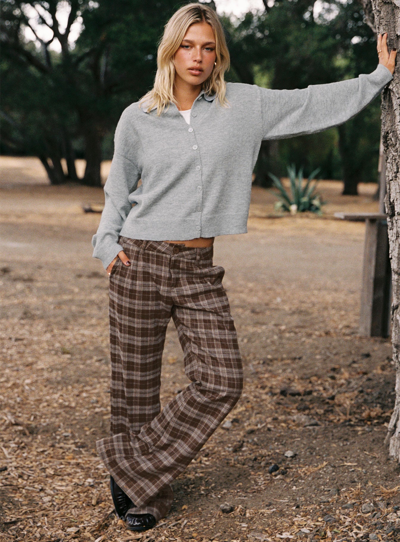 Emiroki Straight Leg Pants Brown Check - Image 8