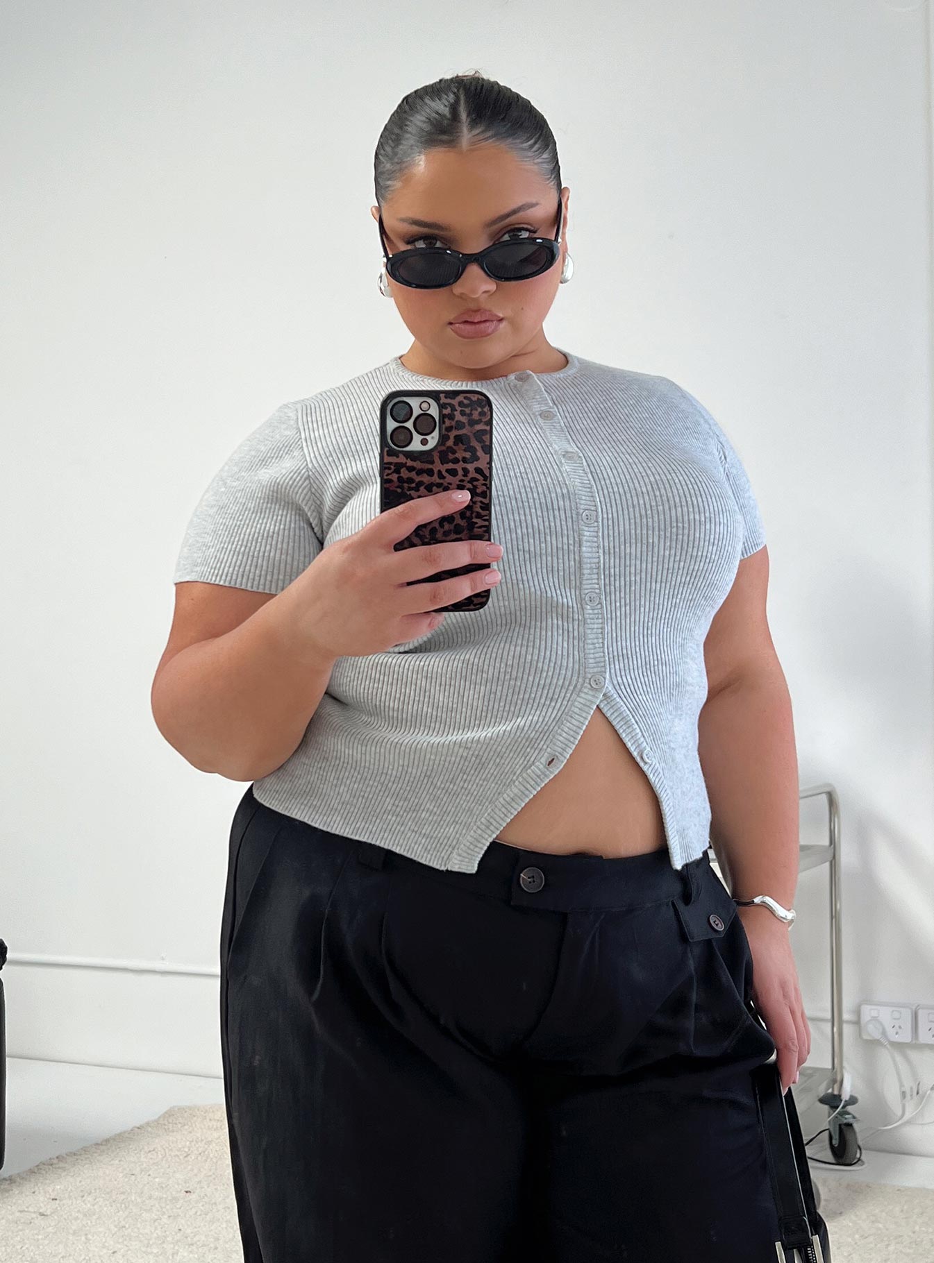 Suzu Knit Top Grey Curve - Image 7