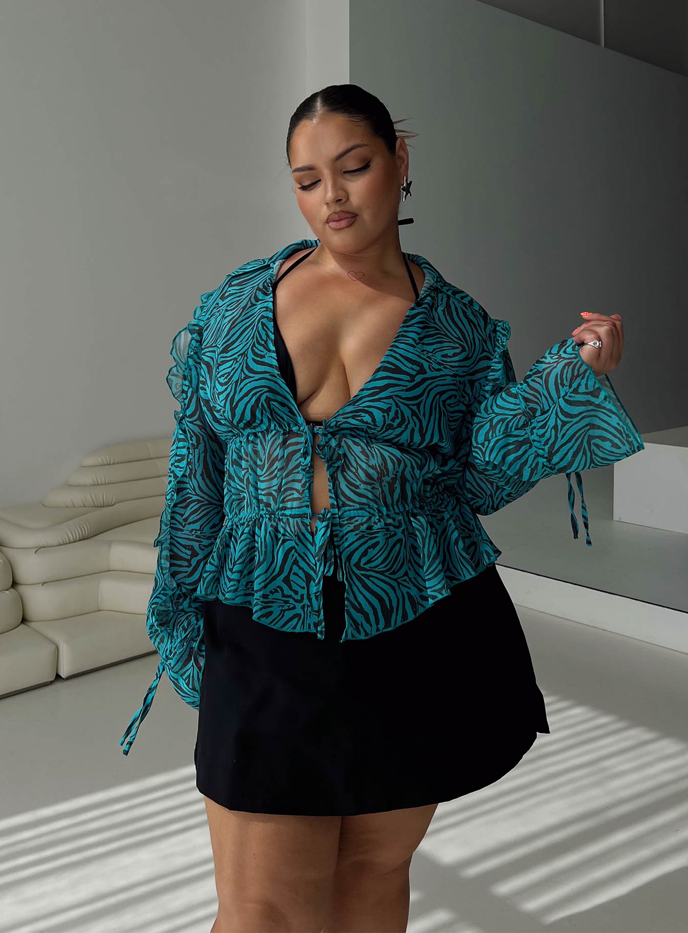 Holidaze Long Sleeve Top Zebra Curve - Image 8