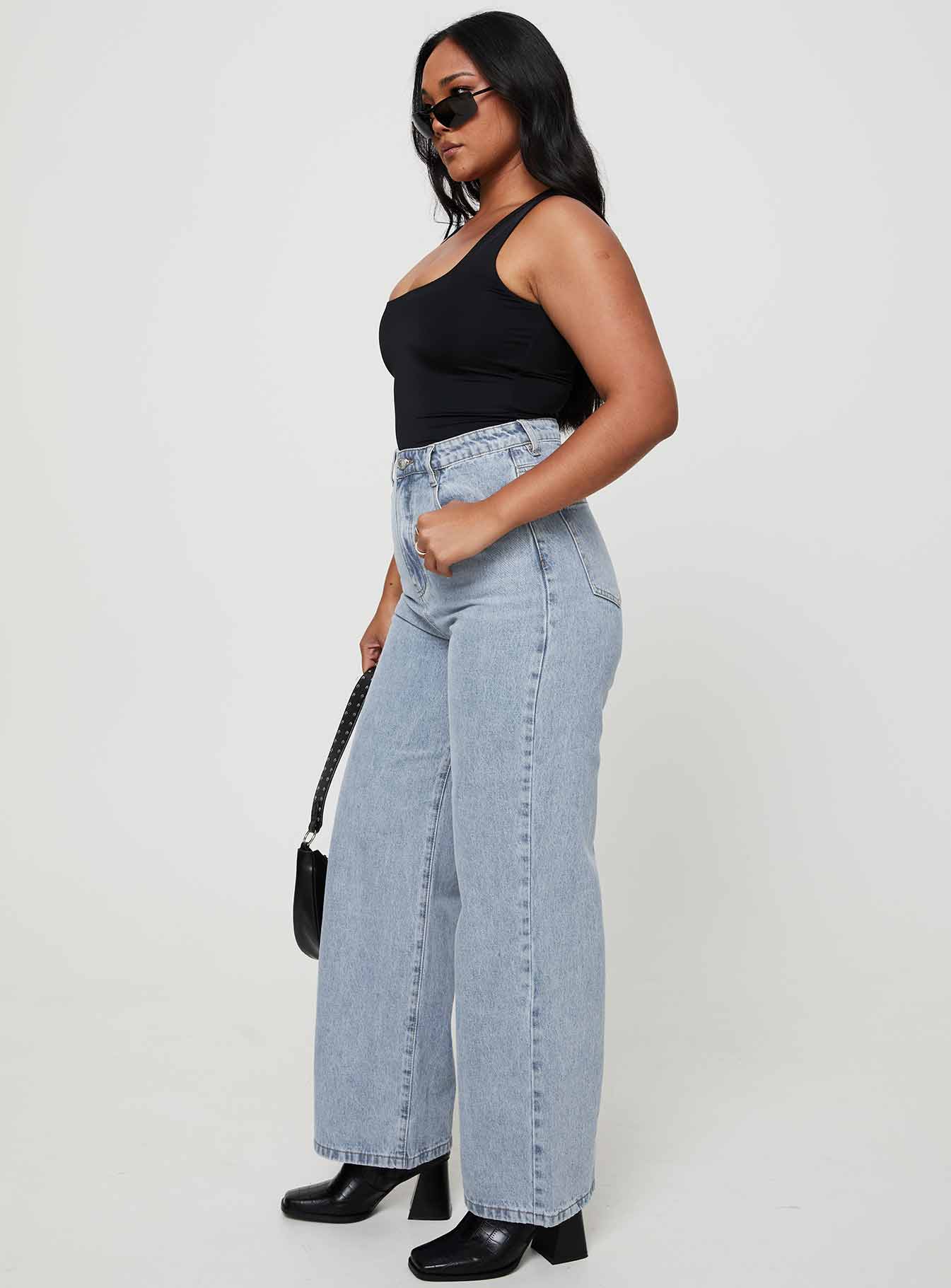 Nicolo High Rise Straight Leg Jeans Light Blue Wash - Image 8