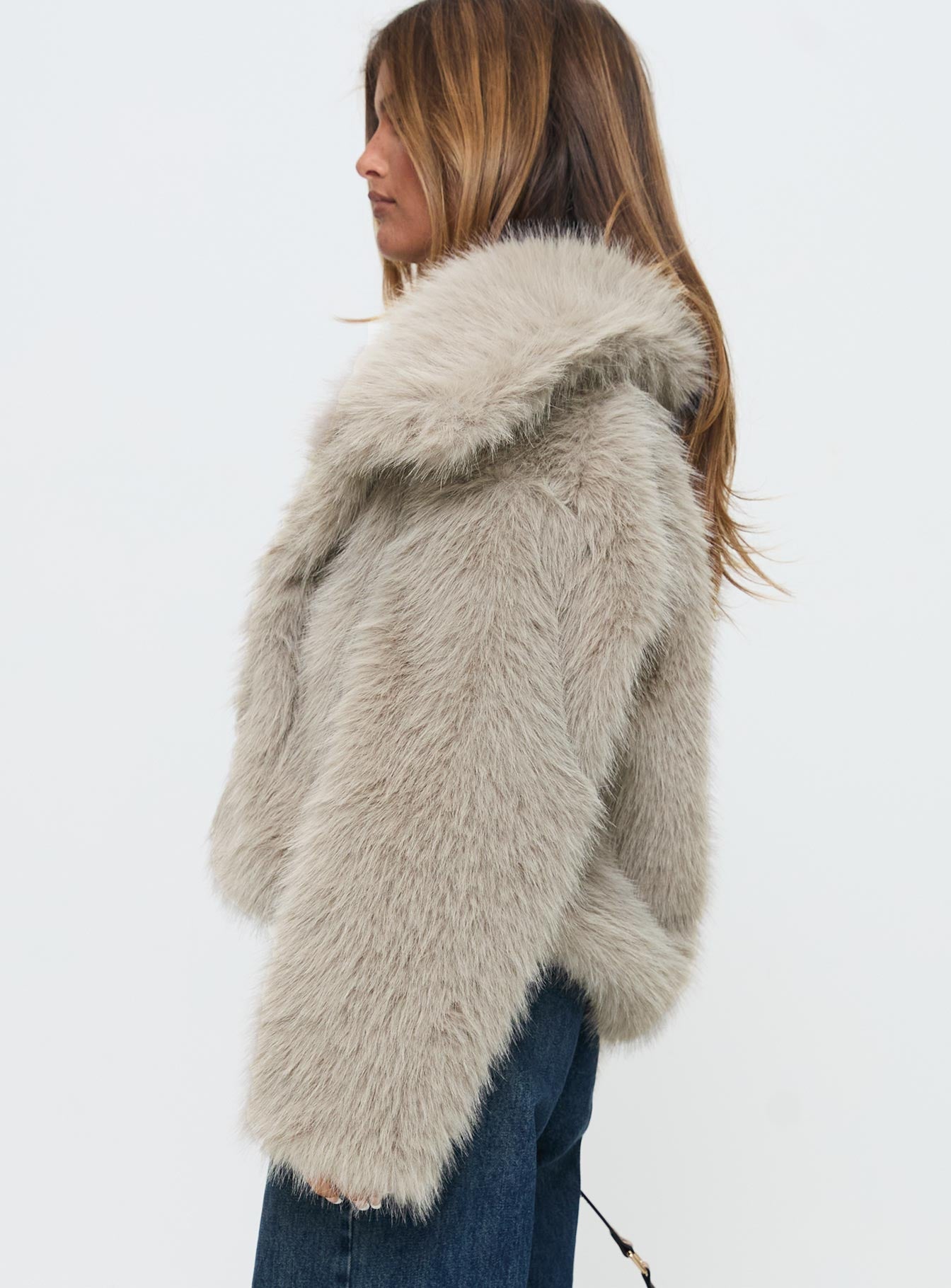 Wayland Faux Fur Jacket Grey - Image 8