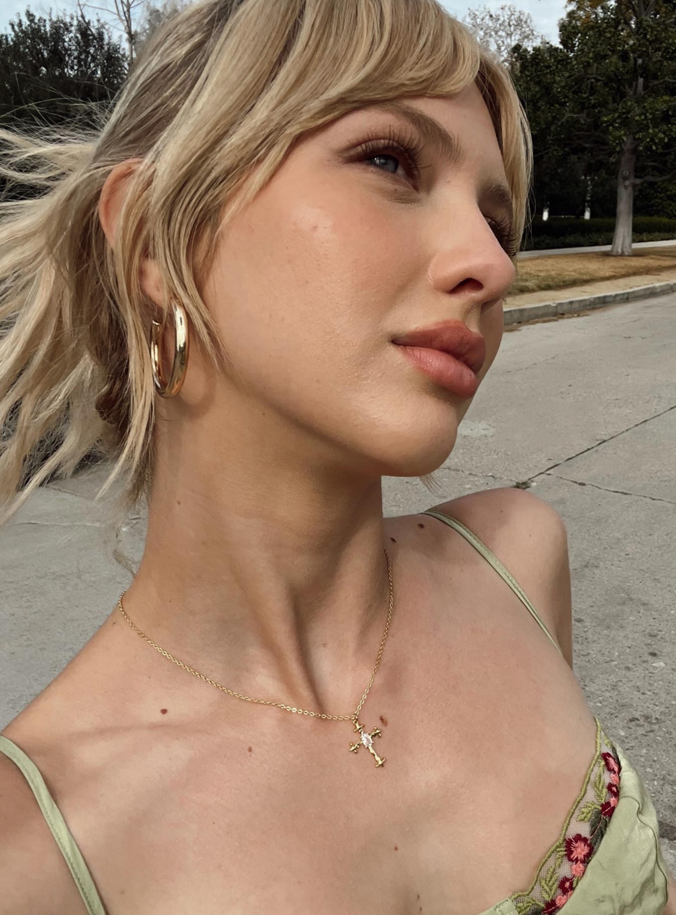 Brassie Necklace Gold - Image 4