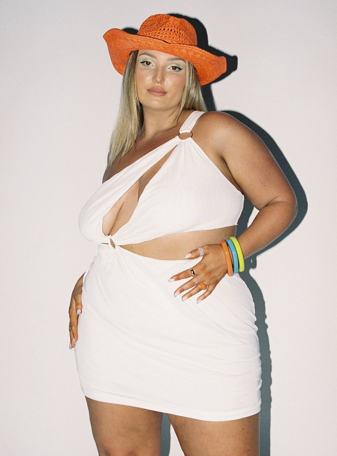 Greater Power Mini Dress White Curve - Image 2