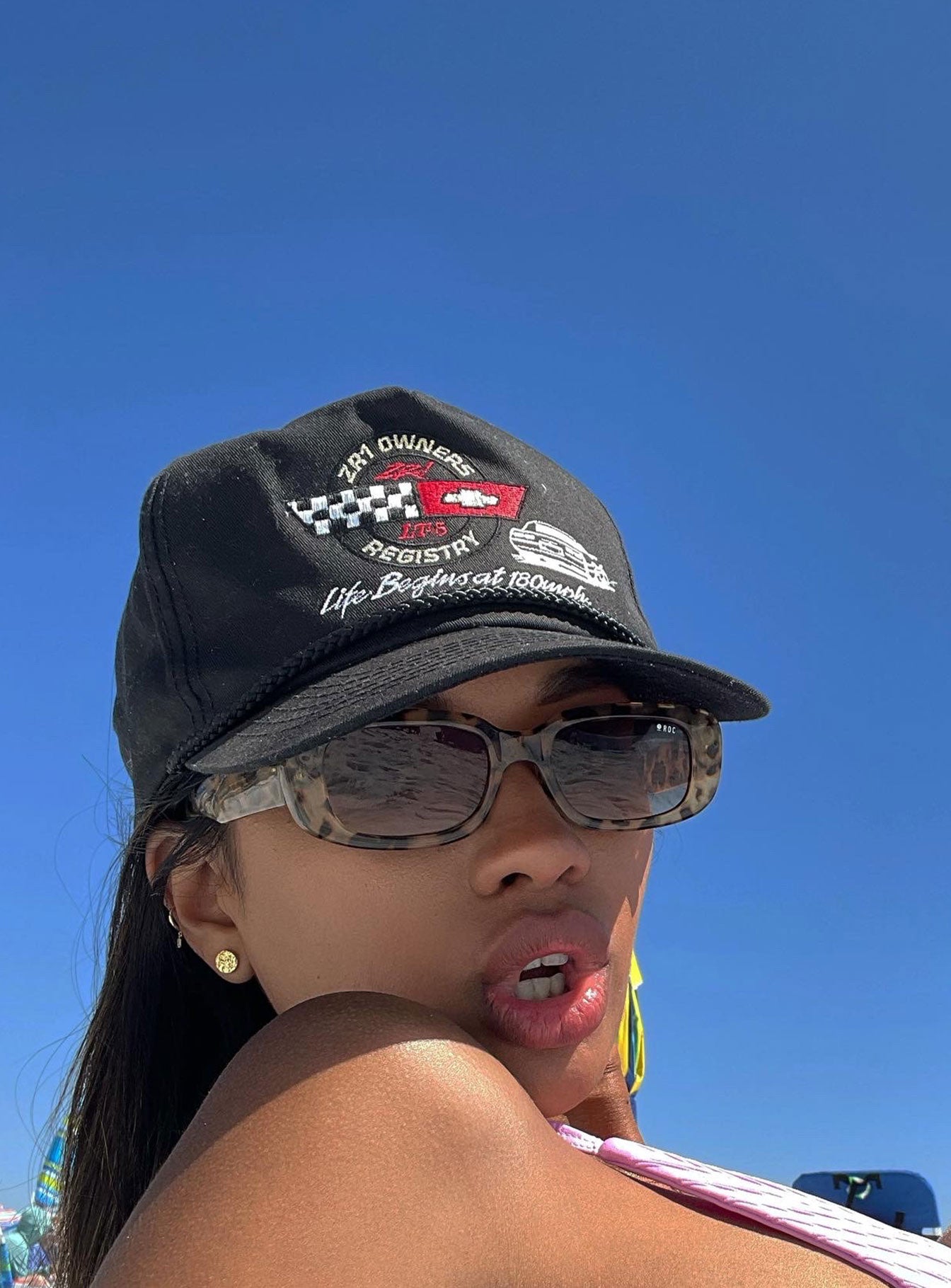 Creeper Sunglasses Tea Tort - Image 5