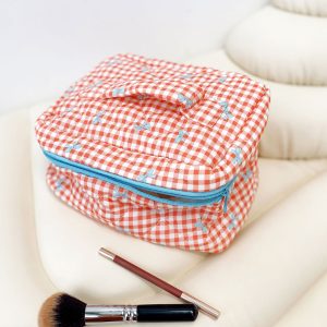Light Year Pouch Red Gingham