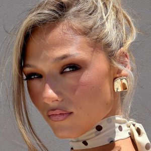 Lysandra Earrings Gold