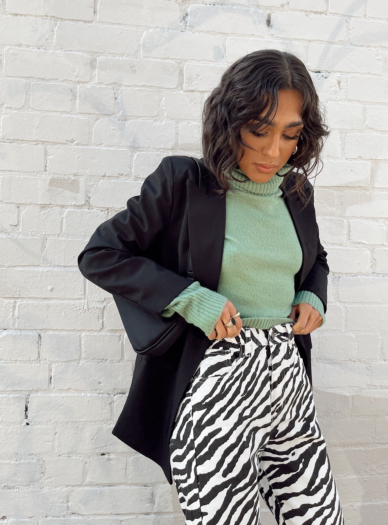 Nessie Blazer Black - Image 7