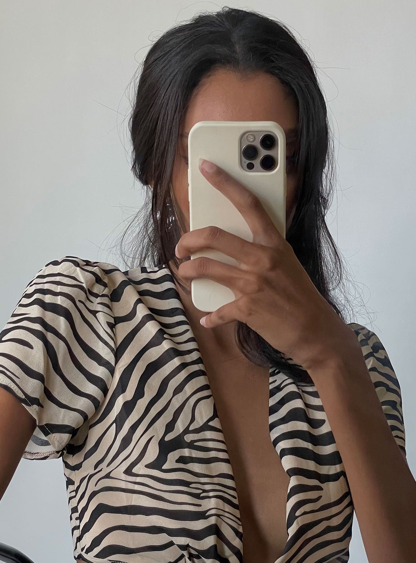 The Classic iPhone Case Cream - Image 5