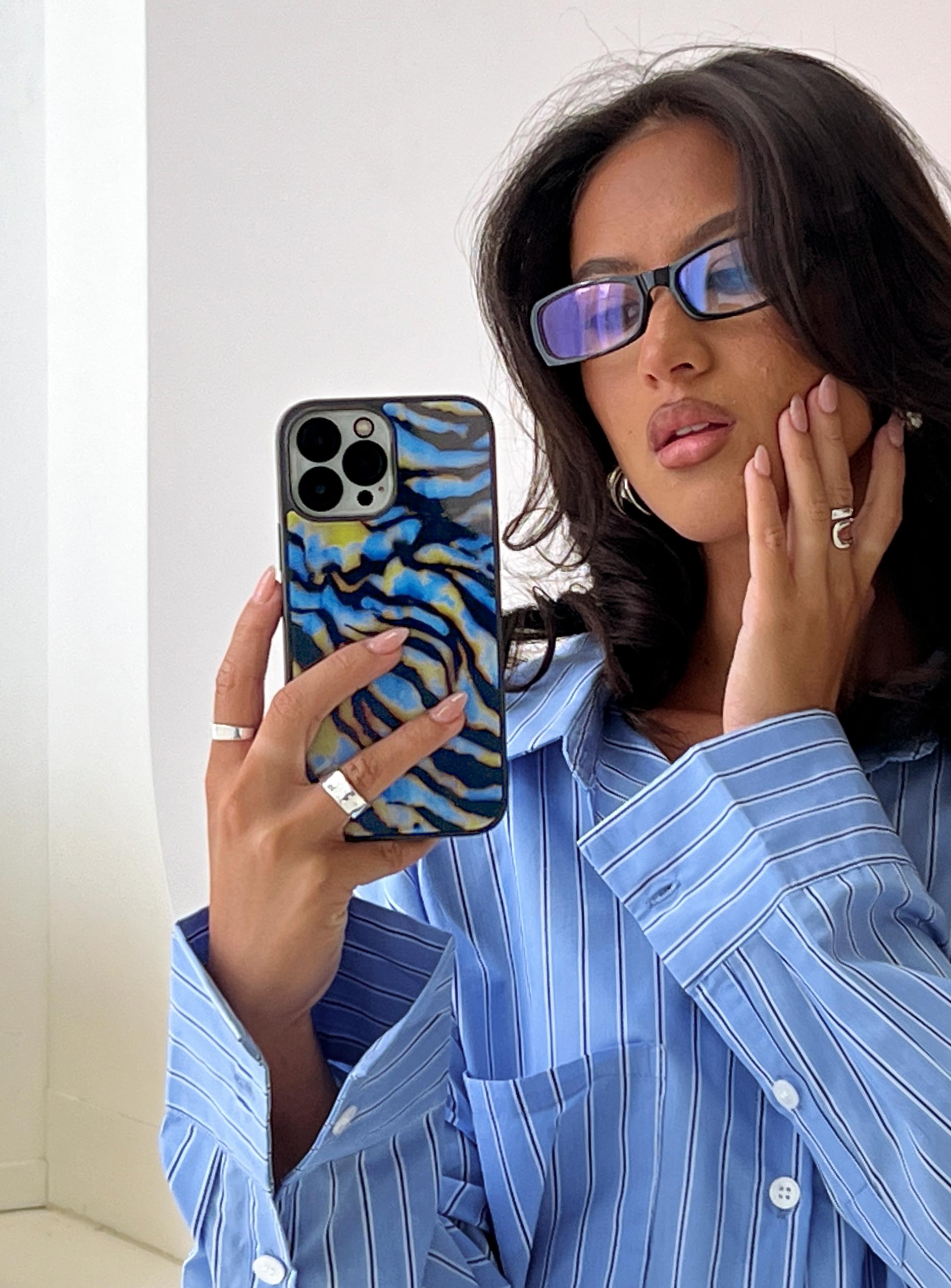 Jontee iPhone Case Blue Zebra - Image 3