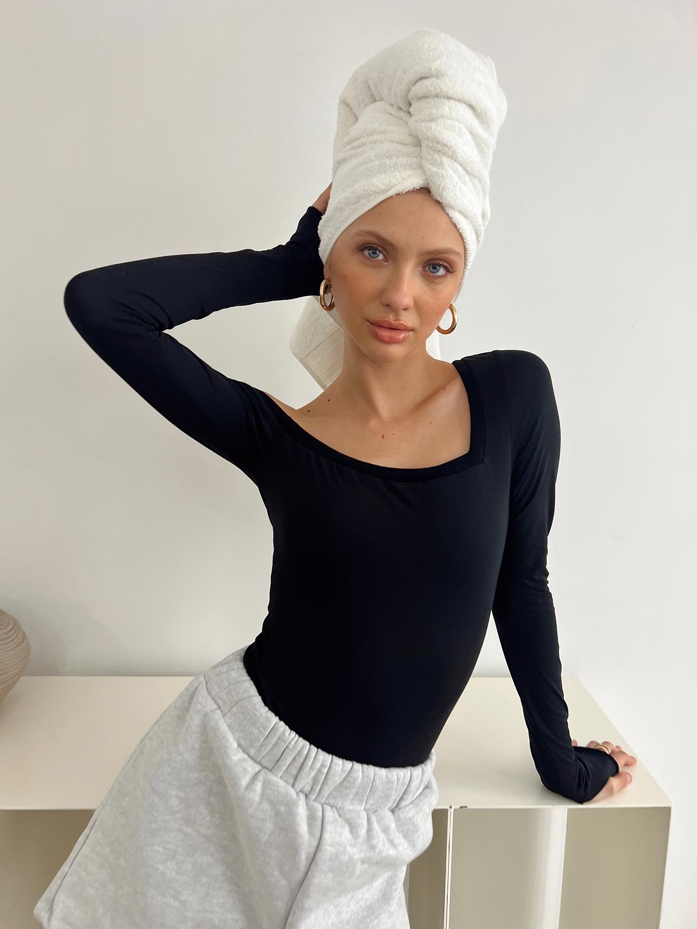 Redyne Off Shoulder Bodysuit Black - Image 2