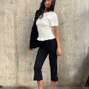 Mignonette Capri Pant Black