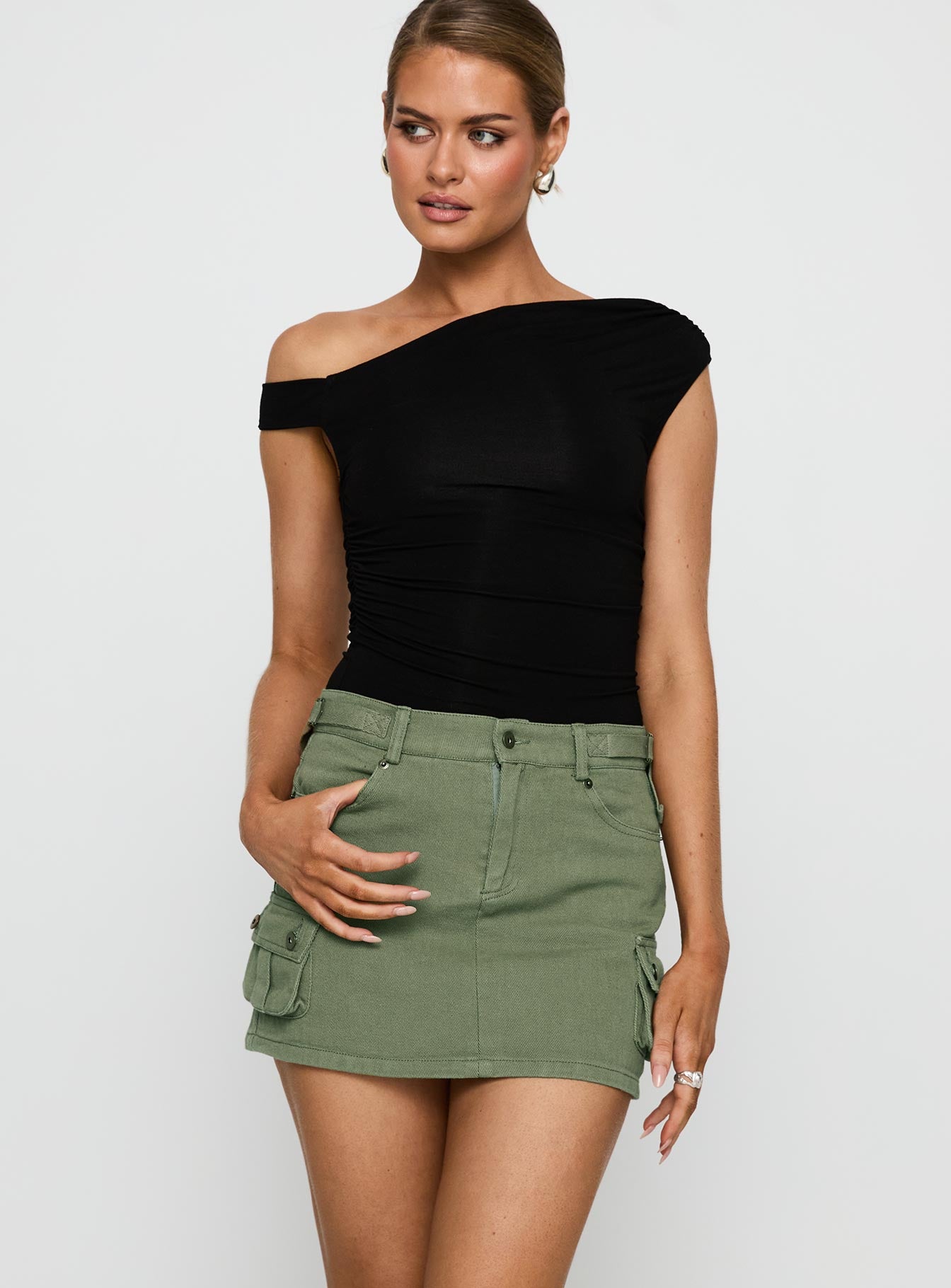 Peterson Cargo Mini Skirt Khaki - Image 2