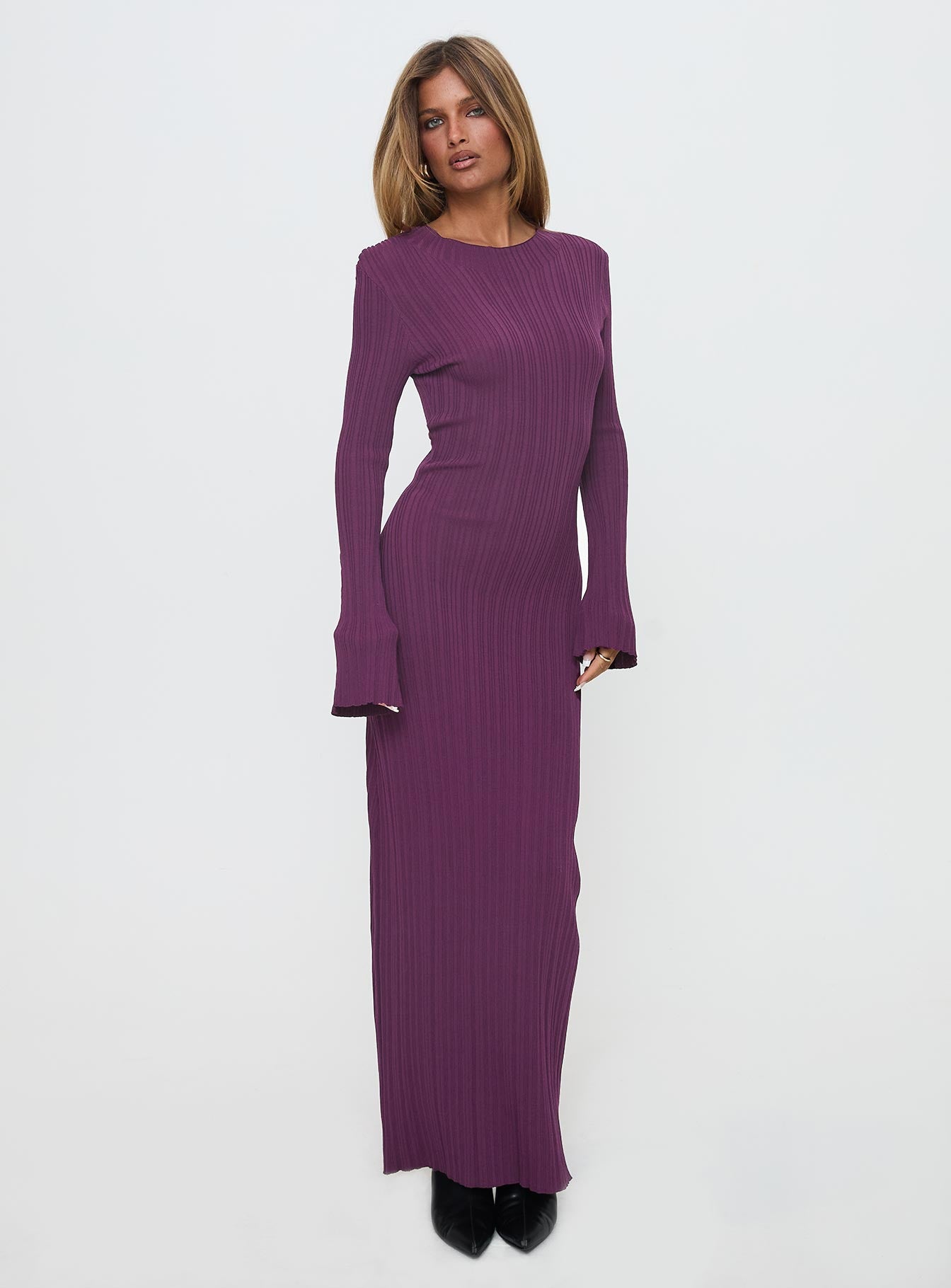 Tesley Long Sleeve Maxi Dress Burgundy - Image 2