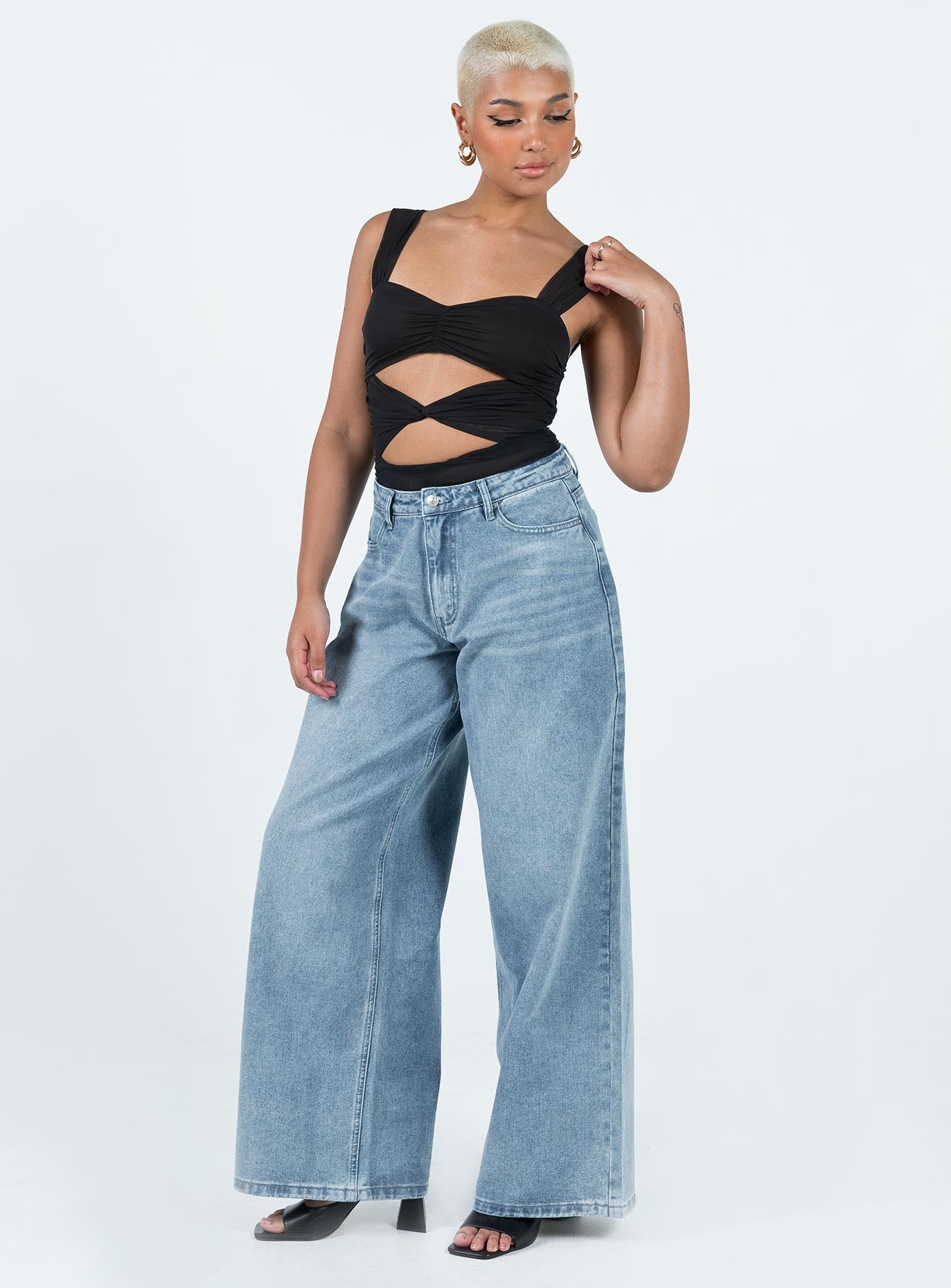 Grandis Bodysuit Black - Image 2