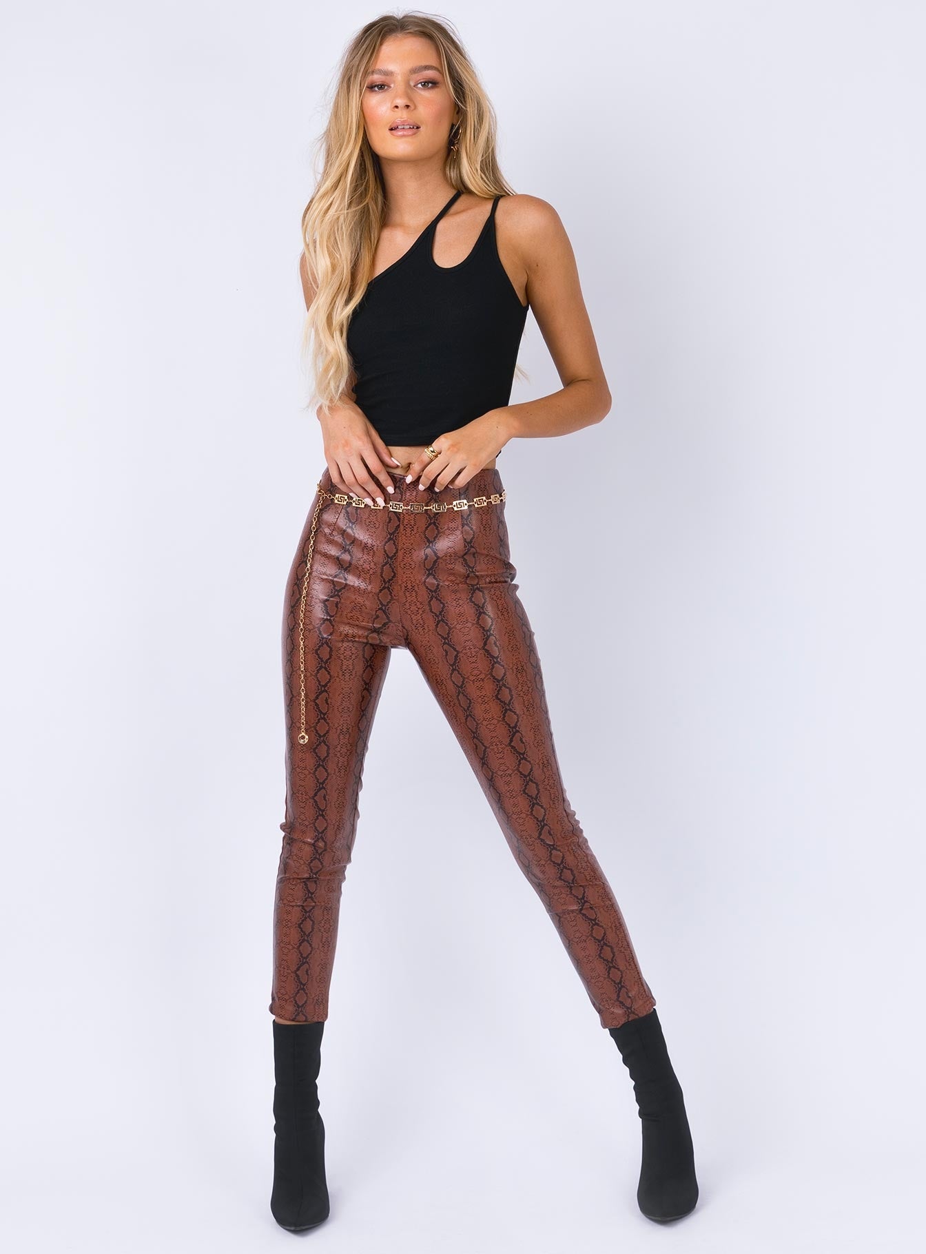 Tiller Top Black - Image 3