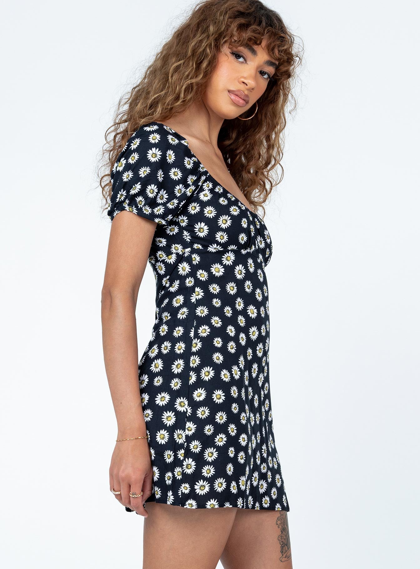 Motel Sasi Mini Dress Grunge Daisy Black - Image 3