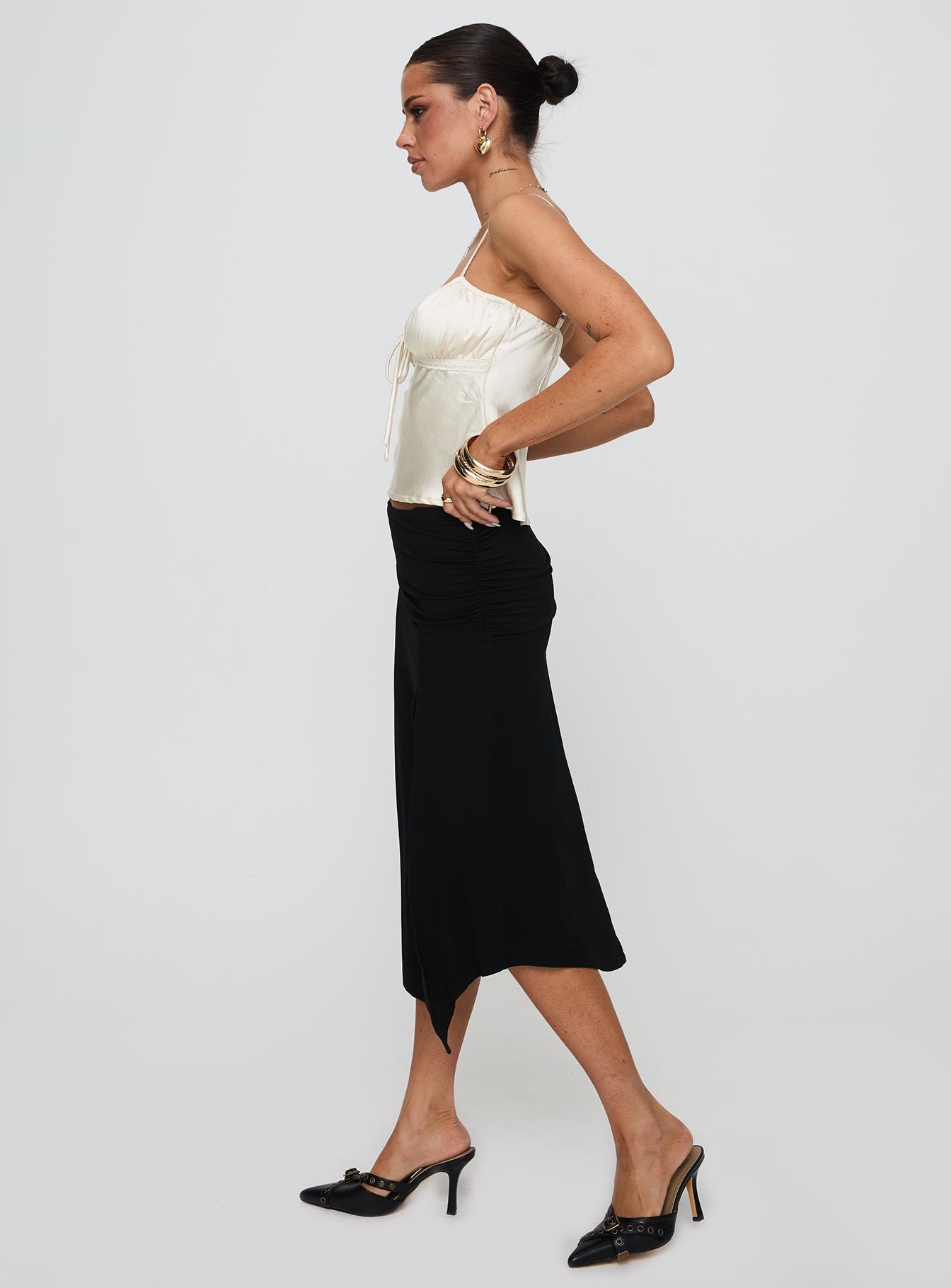 Venissa Ruched Midi Skirt Black - Image 4