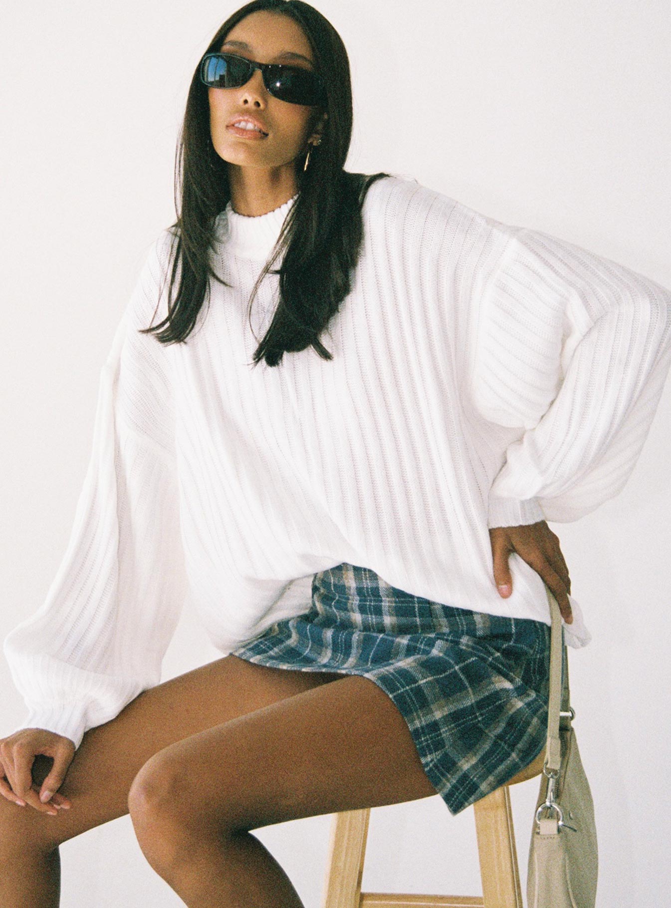 Innerbloom Oversized Sweater White - Image 3