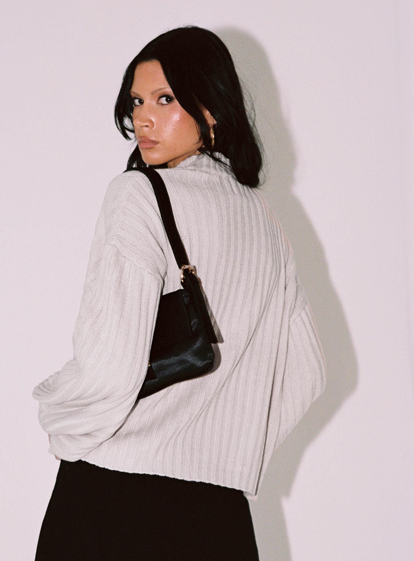 Innerbloom Oversized Sweater Beige - Image 4