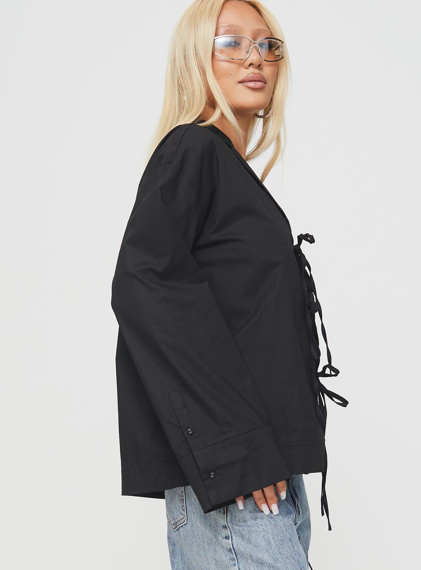 Spiri Shirt Black - Image 4