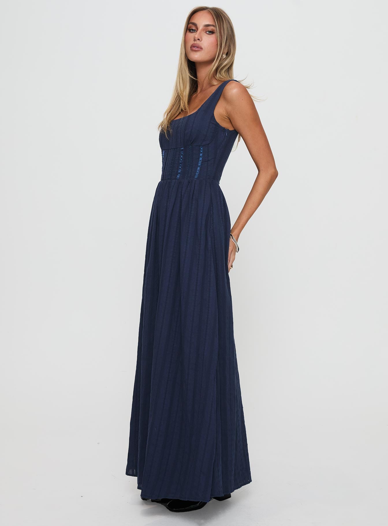 Lorinda Maxi Dress Navy - Image 4