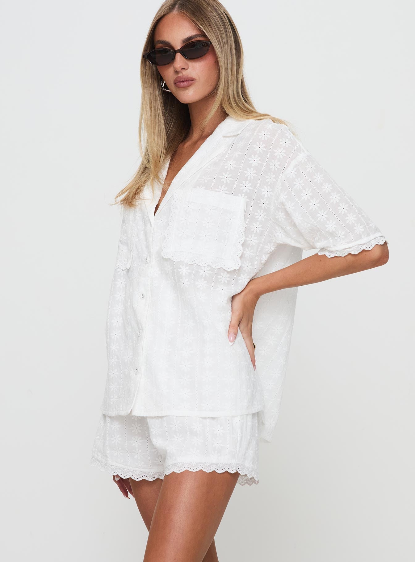 Daisy Chains Set White - Image 3