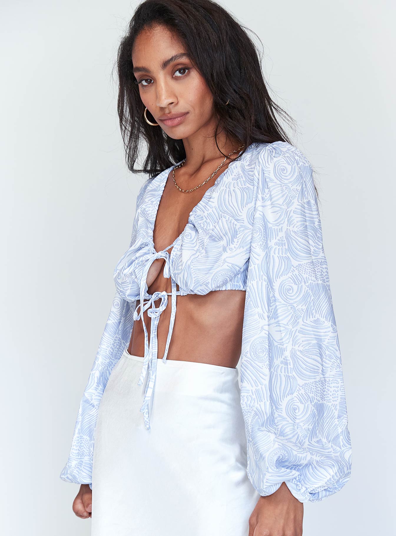 Lyric Long Sleeve Crop Top Blue - Image 3