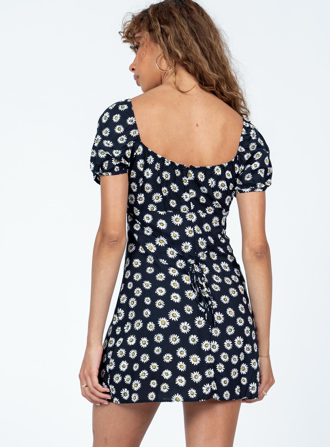 Motel Sasi Mini Dress Grunge Daisy Black - Image 4