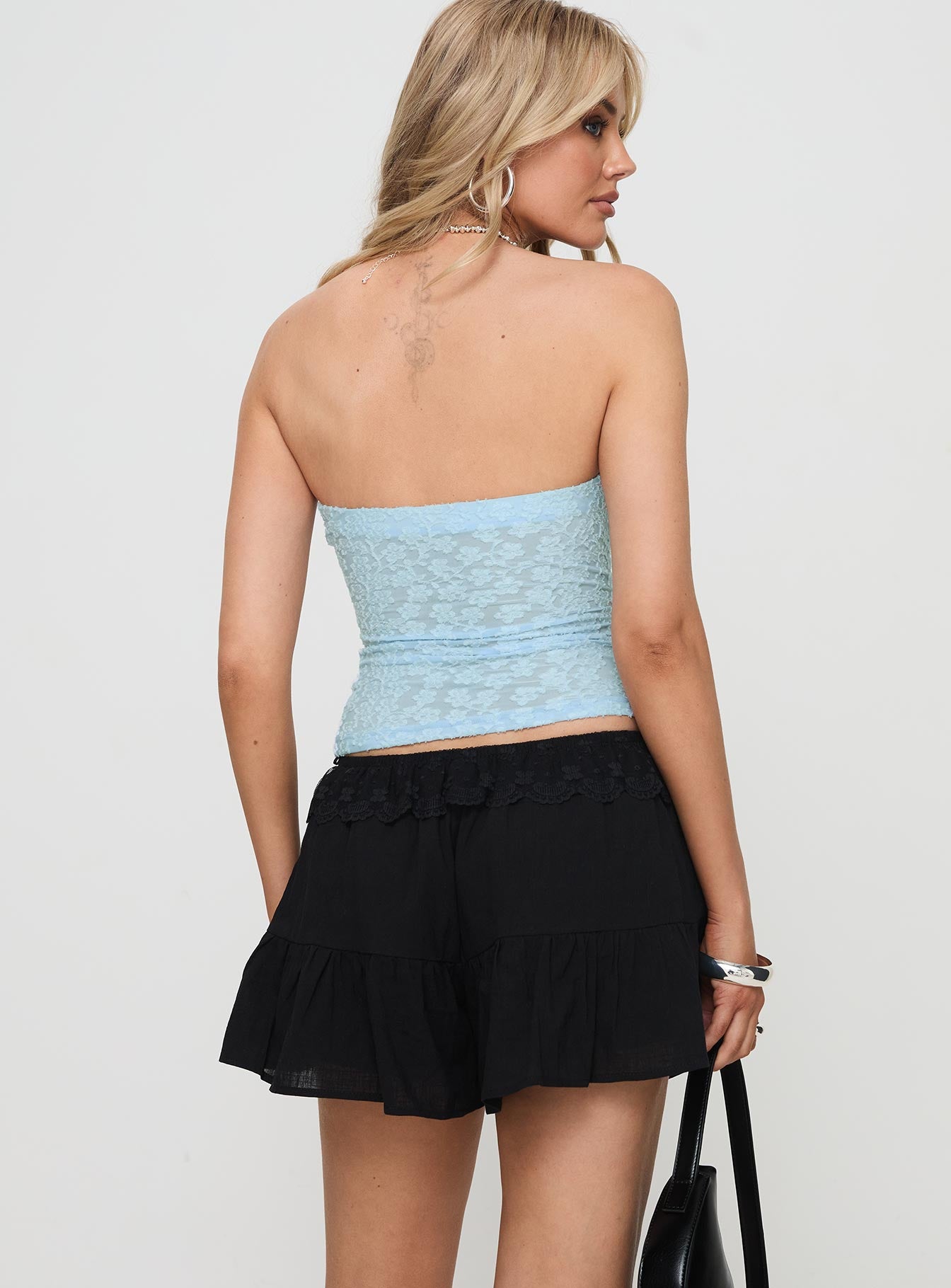 Reynard Shorts Black - Image 4