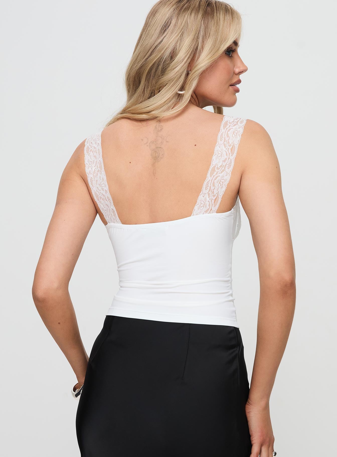 Tamarana Top White - Image 5
