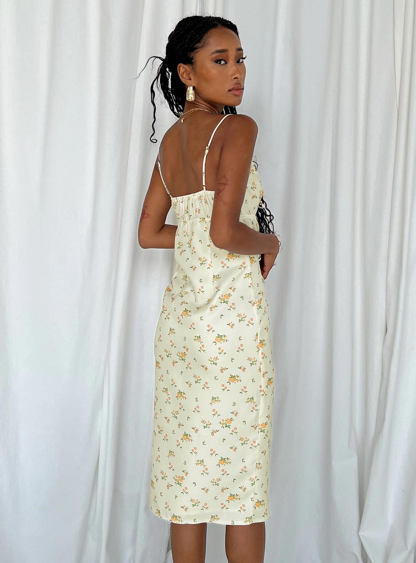 Noda Midi Dress Yellow Floral - Image 4