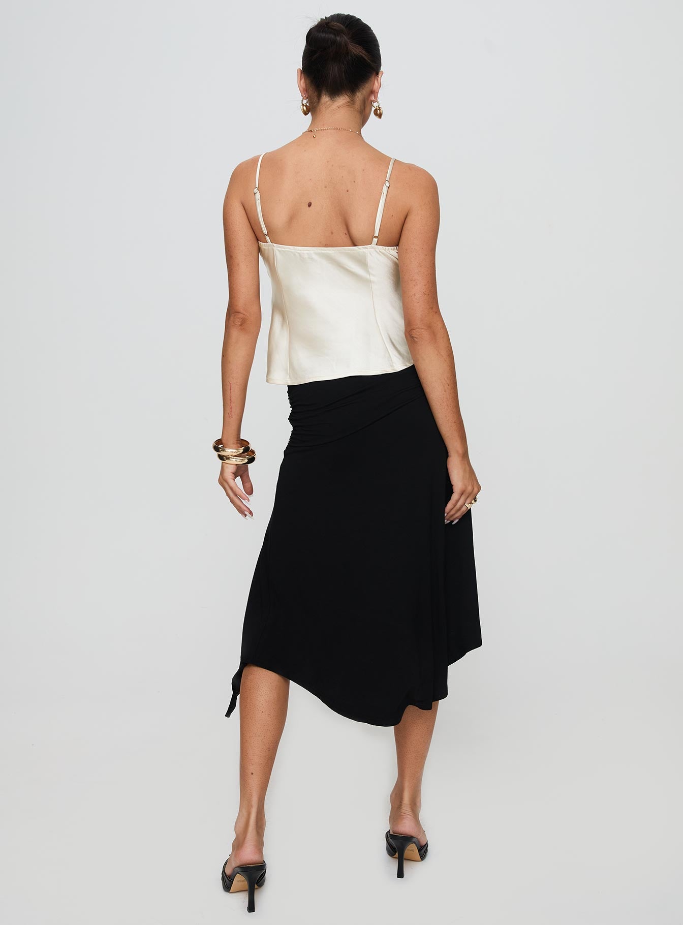 Venissa Ruched Midi Skirt Black - Image 5
